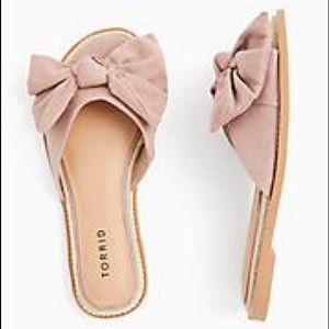 Blush Pink Faux Suede Bow Slide Torrid Size 8.5W